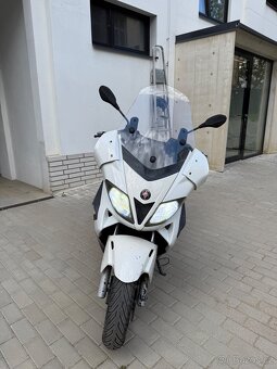 Gilera Nexus 125ie - 9