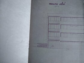Plány k stavbě domu. - 9