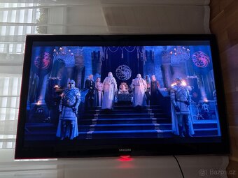 TV Samsung model (UE55b7000WW) bez podstavce , pouze na zeď - 9
