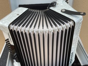 Akordeon HOHNER CONCERTO III T - 9