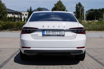 Predám Škoda Superb 2.0 TDI SCR L&K 4x4 DSG - 9