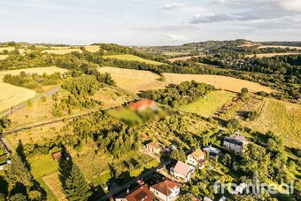 Prodej stavebního pozemku 1 606 m², Český Šternberk - 9