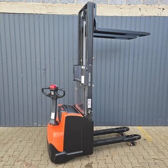 Toyota SWE 200D • 2018 • elektrický paletový vozík - 9