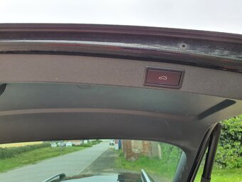 Skoda octavia 2.0 tdi, 110kw, dsg, LED, navi Xenon - 9