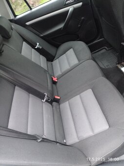 ŠKODA OCTAVIA 2 COMBI 1.9 TDI jen 168tis.km,DSG - 9