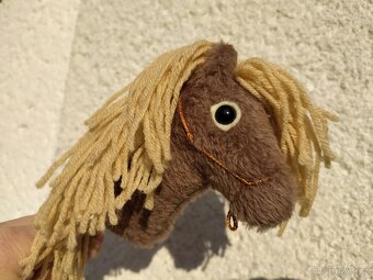 Hobby horse přívěsek, dekorace - 9