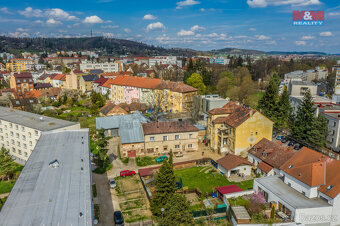 Prodej komerčního pozemku,1 795 m², Strakonice,ul.Havlíčkova - 9