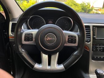 Jeep Grand Cherokee 5.7 HEMI - 9