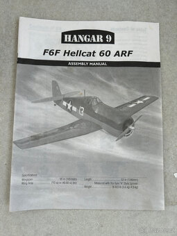 RC model letadla Hangar 9 F6F Hellcat se žhavícím motorem - 9