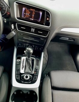 Audi Q5 2.0 TDI quattro Stronic - 9