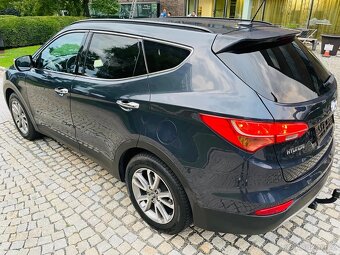 Hyundai Santa Fe 2.2CRD 4x4 MANUÁL KAMERA LED SERVISKA TAŽNÉ - 9