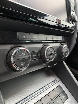 Škoda Octavia 3 2.0tdi 110 kw park senzory tažné isofix - 9