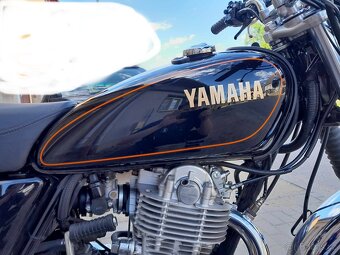 YAMAHA SR400 - 9