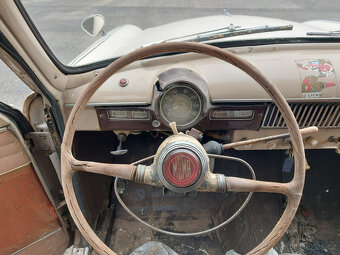 Moskvič 407, rok 1962, 1360ccm, 33 KW, 52000km - 9
