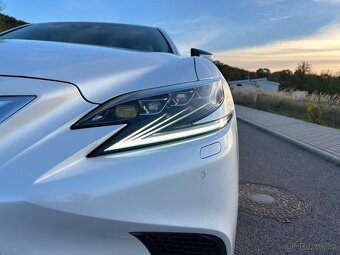 Lexus LS500h SUPERIOR - 9