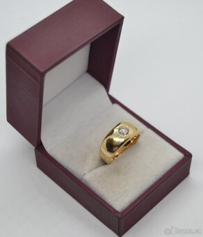 Zlatý prsten  s briliantem 0.50 CT - 9