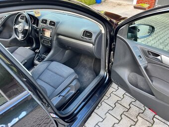 Volkswagen Golf VI 1.6 TDI - 9