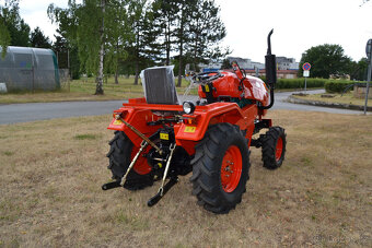 Traktor HT354 - 9