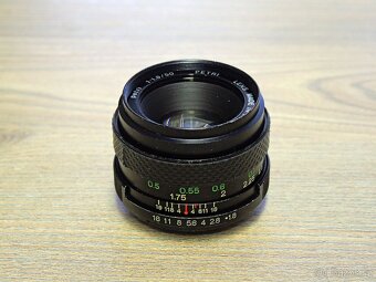 Chinon CE II Memotron + 1.8/50 mm + blesk - 9
