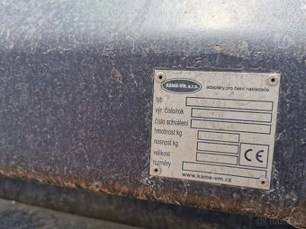 Prodám kolový nakladač LIEBHERR L564 - 9