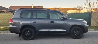 land Cruiser lc200, j200 4.5 V8 top stav, 242t km - 9