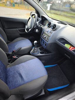 Ford Fiesta - 9