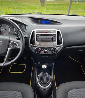 Hyundai i20 1.25 16V 62KW/84PS R.V.10/2012 - 9