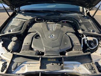Mercedes C 400 4Matic 245kw V6 benzin 2016 nove v cr - 9
