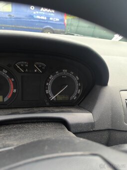 Škoda fabia 1.2htp 47kw 2006 r.v. - 9