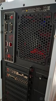 Herní PC Intel i7 8700K + RTX 2060, červené RGB podsvícení - 9