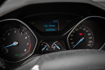 Ford Focus Kombi 1.0 SCTi 125k Trend / AJ NA SPLÁTKY - 9