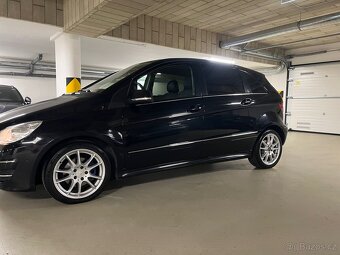 Mercedes B 200 - 9