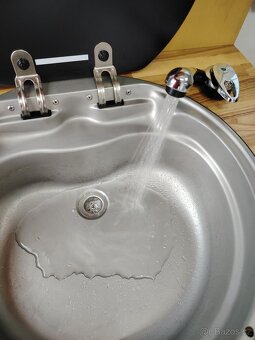 Minikaravan 2023 - bržděný, markýza, předstan, - 9