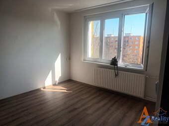 Nabízíme pronájem bytové jednotky 1+1, v ulici Š. Pěšina, Ch - 9