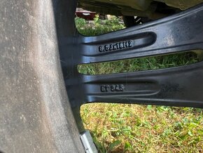 Mercedes 225/40 R18 5x112 - 9