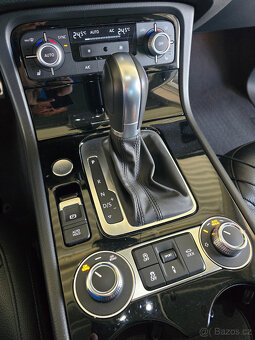 Prodám VW TOUAREG model „MASAJ“ 3.0TDI, 193kW, 4x4, 2016 - 9