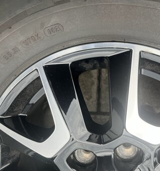 Alu 6x16 5x118 ET68 pneu 225/75/16 116Q - 9