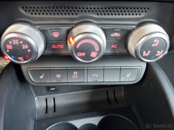 Audi A1 1.4, 90 kW, Automat, Výhřevy - 9