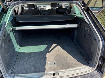Prodám Škoda Superb 2.0 TDI 110kW Style - 9