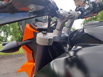 Ktm 990 supermoto - 9