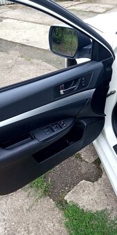 SUBARU LEGACY OUTBACK-2010 - 9