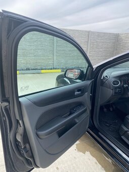 Ford Focus 2 - 9