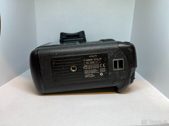 Canon EOS 1D - 9