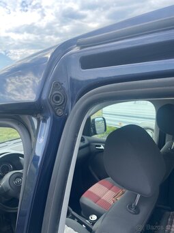 Prodám VW Caddy 1,2 TSI 77kW - 9