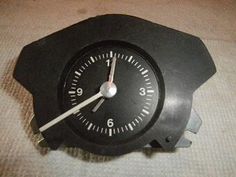 Hodiny - 9