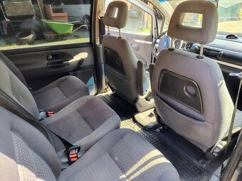 Ford Galaxy 2004, 1.9 TDI 85kw 7 míst STK do 7.5.2027 - 9