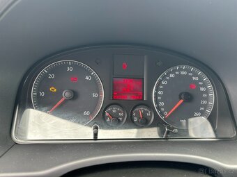 Prodám VW Caddy Life 1.9 Tdi - pěkný stav - 9