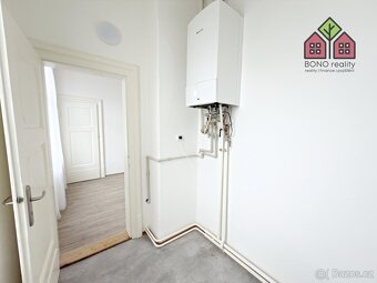Pronájem 3+1, OV, cihla, balkón, lodžie, rodina, ateliér, ji - 9