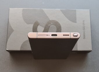 Vyměním Samsung Galaxy S22 Ultra / 8GB / 128GB / Top STAV. - 9
