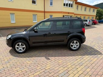 ŠKODA YETI 1.4 TSI 90kW-2012-146.762KM-KLIMA,VÝHŘEV- - 9